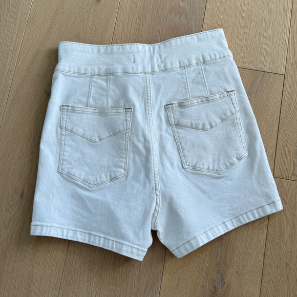 Free People White Side Button Shorts size 29 - Picture 2 of 5